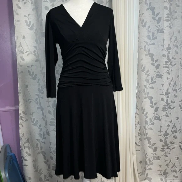 NWOT stunning Max and Cleo dress! 👗 - Picture 2 of 5